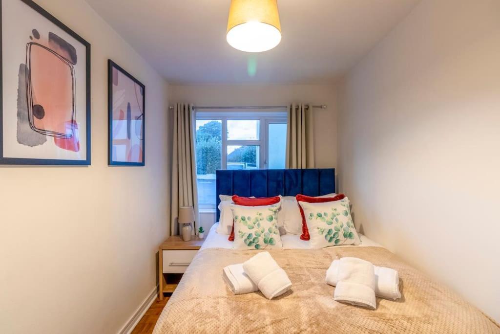 Beautiful Sea View 2 Bedroom Sleeps 6-Free Parking Bournemouth Exterior foto